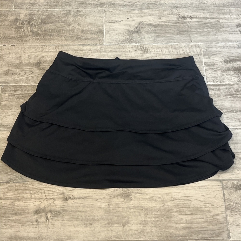 Athleta Women's Swagger Skort Tiered Size LT Large Tall Active Skirt Black